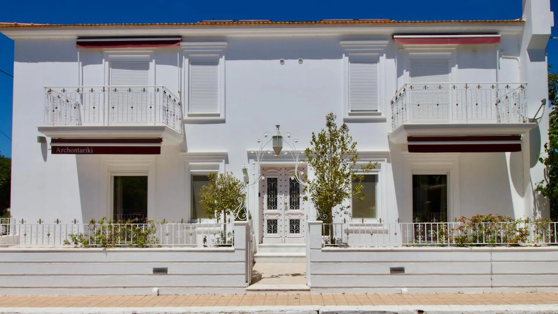 Archontariki Luxury Suites Collection In Lakithra Village